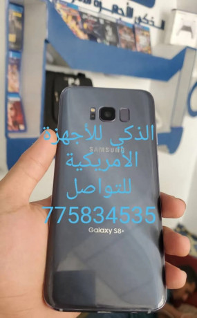 Samsung galaxy s8+ وأرد أمريكا بسعر مناسب جدا شرخ خفيف ما يبان