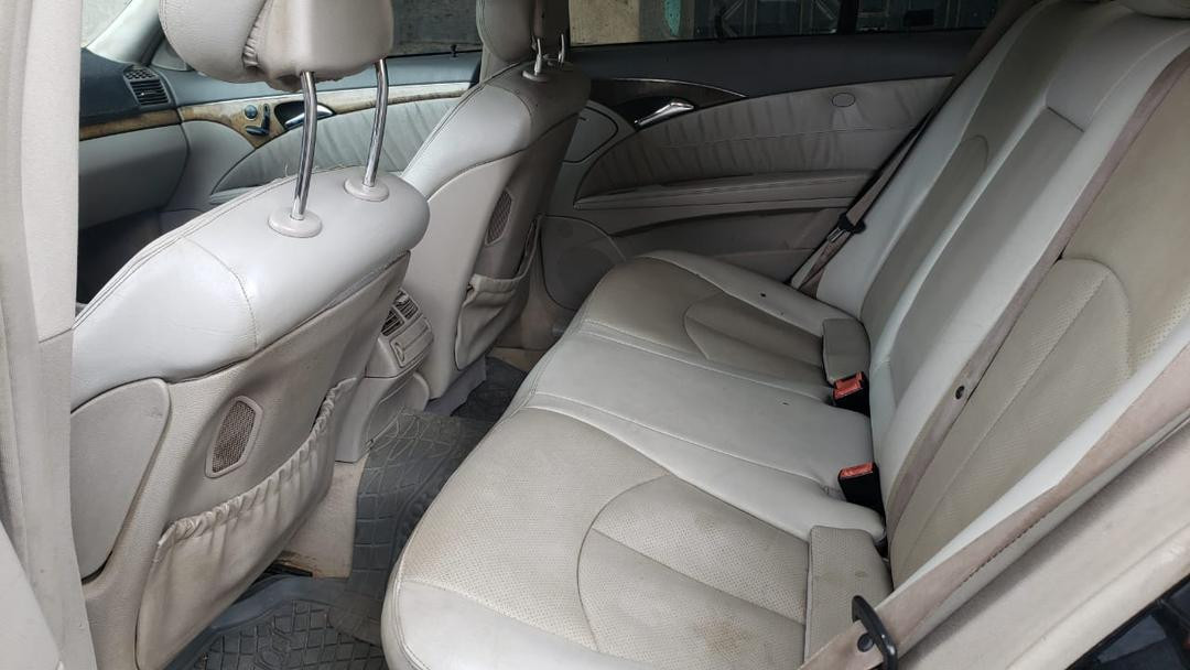 موقع سفرجل - سيارة مرسيدس 2004 ماعمل نظيف خالية من العيوب